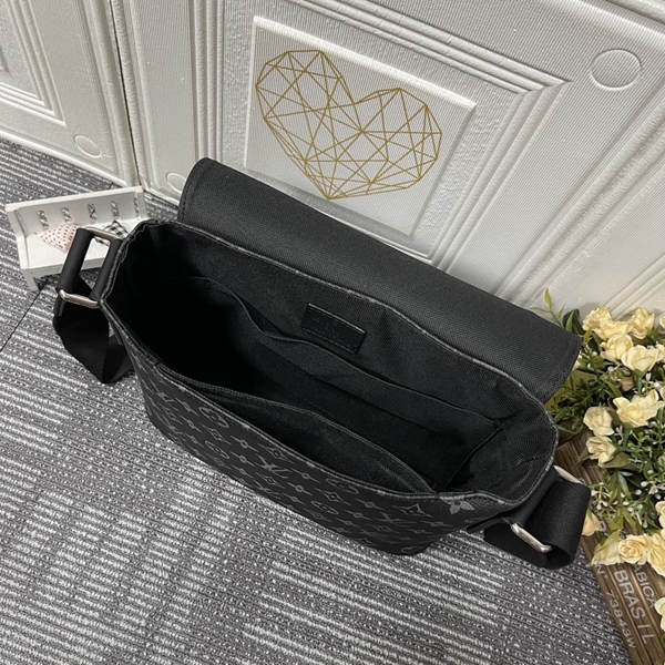 ルイヴィトンバッグ着用イメージ